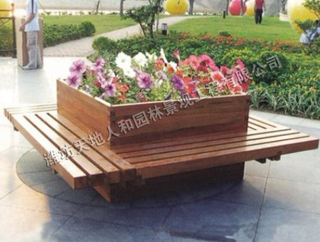 點(diǎn)擊查看詳細(xì)信息<br>標(biāo)題：防腐木花箱-12 閱讀次數(shù)：1519