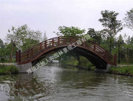 點(diǎn)擊查看詳細(xì)信息<br>標(biāo)題：防腐木橋-1 閱讀次數(shù)：1174
